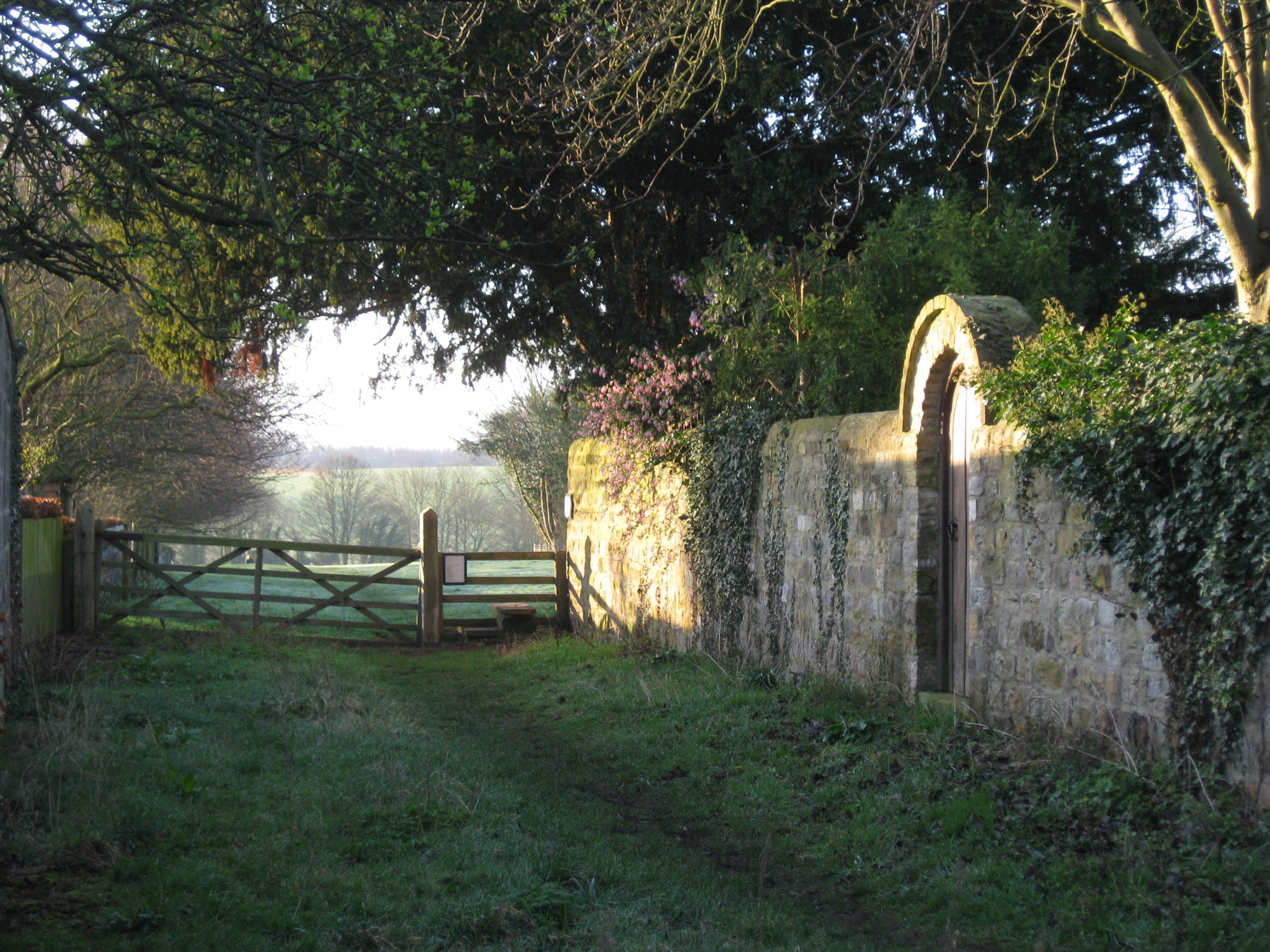 An entrance to the footpath that crosses Garth